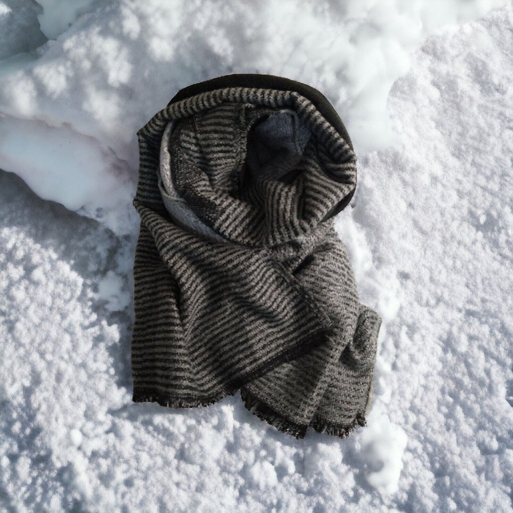 Madison 88 Blanket Scarf Black Gray Geometric Colorblock Stripe